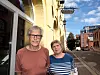 NYE FRAVÆRSREGLER: Avdelingsleder Knut Johansen og faglærer Kari Jørgensen på Elvebakken skole, mener skolen ville være best tjent med de gamle fraværsreglene.