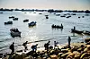 Chittagong: Mange båter som ligger i havna.