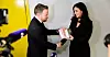 Torbjørn Røe Isaksen fikk boka Streik av den påtroppende arbeidsministeren Hadia Tajik da hun overtok ledelsen av Arbeids- og integreringsdepartementet.