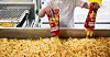 Barer og butikker går ikke tom for chips og annen snacks under fotball-VM.