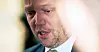 Trygve Slagsvold Vedum (Sp) reagerer med vantro på helsetoppenes lønn.
