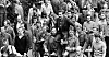 SIGER: 31. august 1980 inngår regjeringa og dei streikande i Gdansk ei avtale. Her blir Lech Walesa boren på skuldrene til arbeidarar på Lenin-verftet.