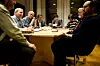 Forhandlgsvake i LOs hovedkvarter på Youngstorget. Fra venstre: Eystein Gjelsvik, Knut Bodding, Stein Regård, Wegard Harsvik, Gerd Kristiansen, Jenny-Ann Hammerø, Tor-Arne Solbakken og Anders Horn.