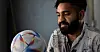 Ali Murtaza produserer fotballene skal brukes i VM i Qatar