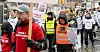 STOR STREIKEVILJE: Streikemarkering i Oslo 2. november. Streiketoget går gjennom Møllergata i Oslo, på vei mot Eidsvolls plass.
