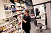 En ny arbeidsmiljøundersøkelse viser at 15 prosent av midlertidig ansatte sykehusleger har opplevd å bli presset ut av jobben etter graviditet.