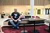 SKIPPER'N PÅ KONTOR: Kroppsarbeideren Peter Barkar jobber nå på kontor på Lysaker i Oslo.