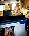 EFFEKTIV: Mediegrafikarane må henge med i utviklinga og vere effektive for å konkurrere med bedrifter i lågkostland, forklarer klubbleiar Tore Thrana.