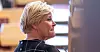 Frp-leder Siv Jensen vil ha gratis munnbind for minstepensjonister og lavinntektsfamilier.