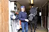 MER TID: Fra nyttår slipper Trond Hagen å pendle tre timer hver dag og kan bruke tida si på de tre hestene, barnebarna og kona.