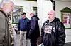 Før helgen diskuterte havnearbeiderne i Mosjøen et tilbud fra Mosjøen Industriterminal. Havnearbeidernes leder, Pål Aanes (til høyre) og Terje Samuelsen, 2. nestleder i Norsk Transportarbeiderforbund (til venstre) er optimistiske med tanke på å kunne komme fram til en løsning på konflikten.
Medlemsmøte havnearbeidere 
Mosjøen