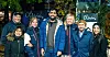 Klubbleder Kasim Shah (i midten) mener streiken på Olivia Hegdehaugsveien helt klart var verdt det. Fellesforbundet feirer seieren med middager på restauranten flere kvelder under landsmøtet i Oslo. (Fra venstre: Henning Jæger, Corazon Villaneza Bråthen, Lillian Knutsen-Freeman, Kasim Shah, Merethe Solberg, Ali Degirmenci, Omaima Amdidach).