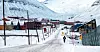 VENTER OG VENTER: Arbeidstakere i Longyearbyen, som renholdere og hotellansatte, er ikke beskyttet av reglene i allmenngjøringsloven.
