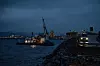 MELKØYA BY NIGHT: Blant annet ble det jobbet med å legge strømkabel over til øya da Nettverk besøkte prosjektet.