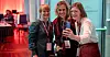 Rødt-leder Marie Sneve Martinussen (t.h.) talte for landsmøtet mandag. Her med delegater Heidi Cathrine Klæboe og Astrid Reistad.