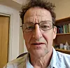 Karl Færden er overlege ved medisinsk klinikk på lungemedisinsk avdeling i seksjon for miljø- og arbeidsmedisin på Oslo universitetssykehus.