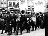 Kjørekarlenes forening marsjererer i Oslo på 1. mai 1918. Foreningen var viktig i Norsk Transportarbeiderforbund.