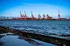Havna i Liverpool er den nest største i Storbritannia etter Felixstowe ved Ispwich på den engelske østkysten. Likevel er det stadig havna og havnearbeiderne i Liverpool som får mest omtale. Det mener havnearbeiderne skyldes konflikten fra 1995-1998.