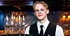 Miks Drullis har jobbet som kokk, noe han mener er en fordel som servitør. Han er like opptatt av vin som av mat, og ser ikke bort fra at det kan bli en sommelier-utdanning i framtiden.