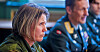 Elisabeth Michelsen skal lede arbeidet mot mobbing i Forsvaret. Nå får hun selv kritikk for sin håndtering i en varslersak i Heimevernet. Forsvarssjef Eirik Johan Kristoffersen til høyre.