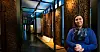 Gita Storegjerde synes det er leit at museet må holde stengt i mange år framover. Deler av portaler fra en rekke stavkirker er noe av det som stilles ut på kulturhistorisk museum. Disse kommer fra Stedje, Lærdal, Årdal og Hardanger.