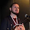 SVs Freddy André Øvstegård deler FOs syn på å få ned forskjellene og redusere fattigdommen i samfunnet.