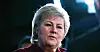 Høyre og partileder Erna Solberg har inntatt posisjonen som landets største parti, viser Opinion-målingen for august.