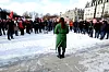APPELL: Barbro Auestad innleder foran Stortinget under tirsdagens demonstrasjon mot norsk medlemsskap i EUs energiunion.