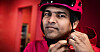 Med fast tilsetting er Vrajesh Saha garantert arbeid og lønn. Han har også krav på pensjon, sjukelønn, yrkesskadeforsikring og reglar for arbeidstida. I tillegg får han tariffavtale og ei fagforeining som kvart år forhandlar fram betre lønns- og arbeidsvilkår.
