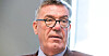 Stein Erik Hagen kjøper seg billig avlat ved å droppe årets Davos-konferanse, skriver Kjell Werner.