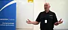 JAKTER LÆRLINGER: Jørn Yngve Jensen er ansvarlig for opplæring i Omexom og forteller om utfordringene de har med å rekruttere lærlinger.