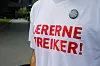 Nesten 8.000 lærere er nå i streik, og kommunene sparer store lønnsutgifter.