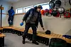 En siste sjekk av utstyr og bagasje fikk han gjort i Kirkenes før det bar sørover.