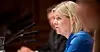 – Å avskaffe karensavdraget er et uttrykk for en moderne og rettferdig arbeidslinje, sa partileder Magdalena Andersson på en pressekonferanse nylig.