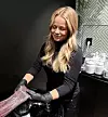 Cecilie Holsbøe er på opptrening med gravis økt arbeidsmengde. Det krever ny søknad om sykepenger og ny saksbehandling hver måned.