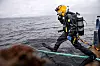 – Bør være åpning for maritime kombistillinger, hvor man kan gjøre noen dykk ved akutte behov, mener Sjømat Norge. – Konstruert problemstilling, svarer Industri Energi.