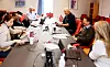 FORHANDLINGSUTVALGET: IKT-overenskomstens forhandlere tillater seg å smile litt før alvoret setter inn.