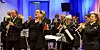 SPILTE OG SANG: Jernbanens musikkorps Oslo ønsket velkommen med konsert. Dirigent er Maria Nygård Molund.