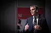 Jonas Gahr Støre og Ap støtter ikke regjeringens skatte- og avgiftskutt.