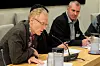 Fellesforbundets Steinar Krogstad og Roger Heimli fra Fagforbundet får legge fram sitt syn i en høring for Stortingets arbeids- og sosialkomité.