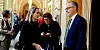 DIGITALISEIRNG: Linda Hofstad Helleland i prat med Øystein Eriksen Søreide fra Abelia. Olaug Bollestad knaster på mobiltelefon i bakgrunnen.
