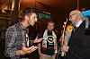 En engasjert Herman Reksten (t.v.) nettopp ankommet Gardermoen fra israelsk fengsel. I midten Lasse Asthøy,  som var med på turen tidligere i sommer, og til høyre leder for Ship to Gaza, Torstein Dahle.