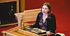 Sofie Marhaug (Rødt) sier at nå er muligheten til å stoppe EUs energimarkedspakke, og partiet inviterer Senterpartiet til å bli med å stoppe den i Stortinget. Foto: Stian Lysberg Solum / NTB