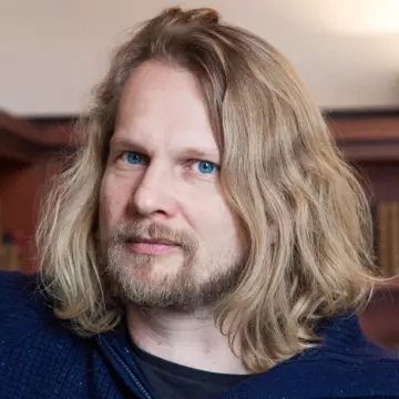 Nasjonalbibliotekar og tidligere RV-leder
