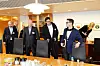 ADVOKTER: Advokatene Eirik Brønner (t.v.) representerer Sør-Fosen siida (sammen med Andreas Brønner). Knut Helge Hurum og Jon A. Lange (i midten av bildet) representerer Nord-Fosen siida. Torvald Falch i bakgrunnen er observatør fra sametinget.