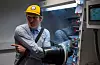 ARBEIDSPLASSER: Batteriprofessoren forklarer at de muliggjør arbeidsplasser, ved å videreutdanne eksisterende ingeniører fra andre fagdisipliner.