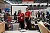 AUTOMATIKERE: Team mekatronikk, også kjent som automatiker. Vetle Midteng og Eskil Myhre. Den ene er rå på programmering, den andre på skrutrekker.