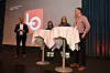 PÅ SCENEN: Distriktssekretær Kristian Tangen, Sandra Åberg Kristiansen, Emma Finnøy og adm. direktør, Stian Østerlie under sekvensen om partssamarbeid på trønderske arbedisplasser.