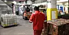 SKRAP: Til høyre i bildet ser du skrapkobberet. Det kjøres med truck til smelteovnen hvor det smeltes for senere å bli videreforedlet til kobberoksid.