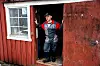 VIKTIG JOBB: Lanbruksvikarar, avløysarar og sesonghjelpar bidrar til at vi får mat på bordet. Landbruksvikar Morten Berre må ta over gardsdrifta på kort varsel når bonden er sjuk.